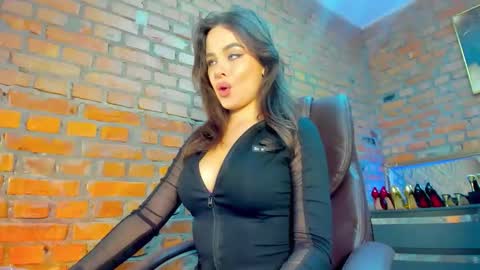 mistress_milana_ online show from 16, 11, 2025