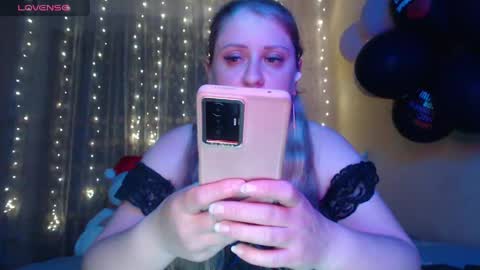 Snapshot of mistresscaro chatting on 9, 5, 2026 mistresscaro online show from 9, 5, 2026
