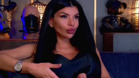 Elenia online show from 1, 5, 2026