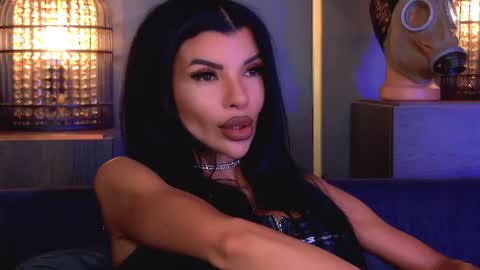 Elenia online show from 29, 6, 2026