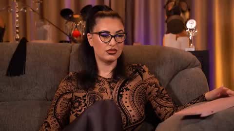 Mistress Kelly online show from 10, 1, 2026