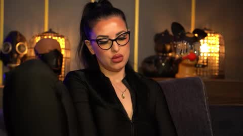 Mistress Kelly online show from 8, 3, 2026