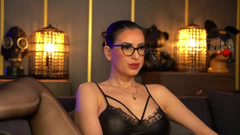 Mistress Kelly online show from 3, 4, 2026