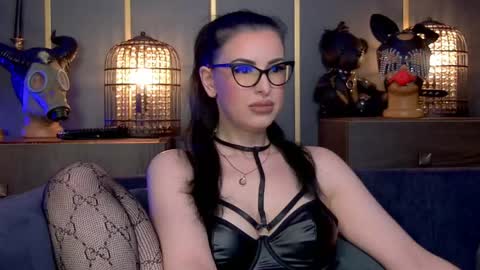 Mistress Kelly online show from 25, 5, 2026