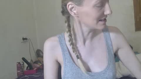 mistressmilly32 online show from 6, 2, 2026