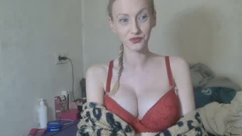 mistressmilly32 online show from 25, 2, 2026