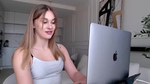 mistressuniverse online show from 12, 3, 2026