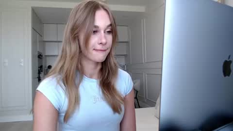mistressuniverse online show from 23, 6, 2026