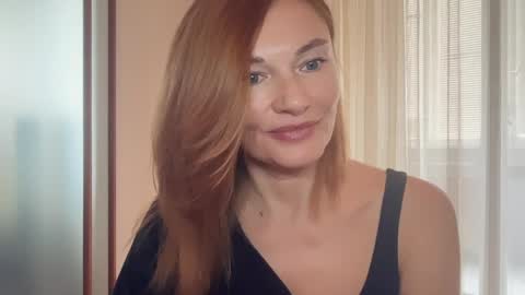 MistyBarnes NONUDE MODEL online show from 14, 4, 2026