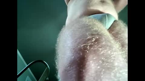 Snapshot of mit1980 chatting on 24, 12, 2024 Mit online show from 24, 12, 2024