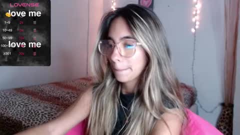 Snapshot of mitchwilson1 chatting on 24, 10, 2025 mitchwilson1 online show from 24, 10, 2025