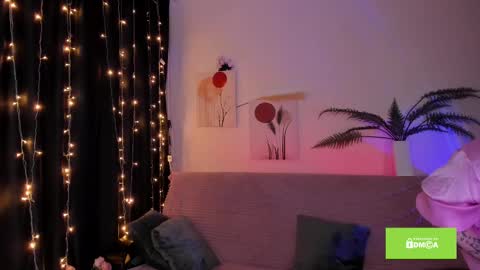 Snapshot of miuri_miy chatting on 23, 2, 2025 Yuka online show from 23, 2, 2025