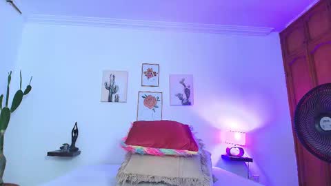 Miwa  online show from 11, 2, 2025