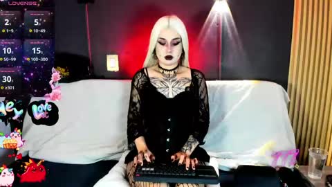 Snapshot of mix_carmilla chatting on 6, 6, 2026 mix_carmilla online show from 6, 6, 2026