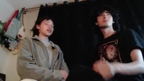 Naomi and Nekorii online show from 29, 4, 2026