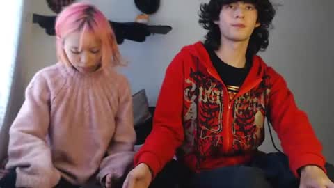Naomi and Nekorii online show from 12, 7, 2026