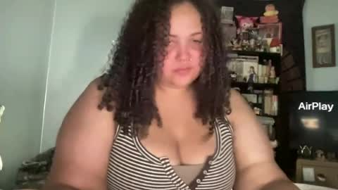 mixxedgoodness222 online show from 22, 7, 2026