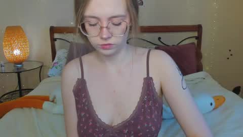Miya online show from 25, 4, 2026