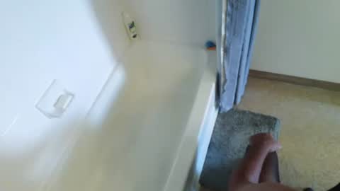 Snapshot of mjeffrey460699861 chatting on 5, 1, 2026 mjeffrey460699861 online show from 5, 1, 2026