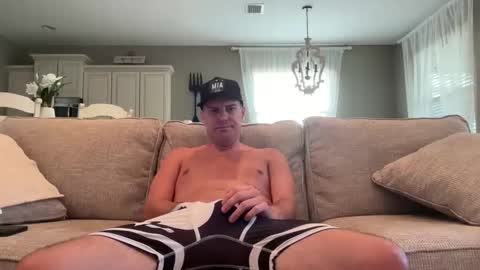 Snapshot of mkopa4 chatting on 5, 3, 2026 Mike online show from 5, 3, 2026