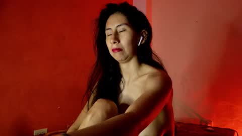 MoonLipson online show from 13, 1, 2025