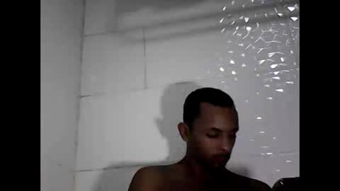 Snapshot of mlkmachodominador chatting on 28, 2, 2025 mlkmachodominador online show from 28, 2, 2025