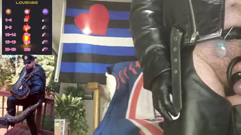 SMOKINsnakeEYEZ online show from 22, 5, 2026