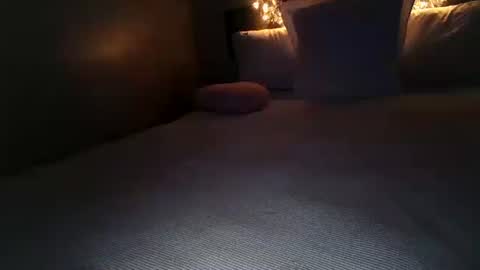 Snapshot of mmmmmwah chatting on 9, 2, 2026 Angel online show from 9, 2, 2026