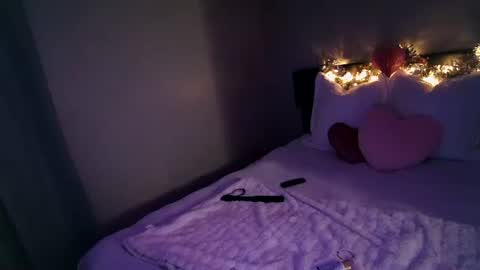 Snapshot of mmmmmwah chatting on 15, 2, 2026 Angel online show from 15, 2, 2026