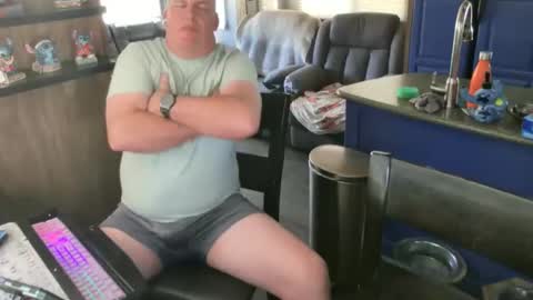 Snapshot of mmmthatsfunnn chatting on 25, 3, 2026 mmmthatsfunnn online show from 25, 3, 2026