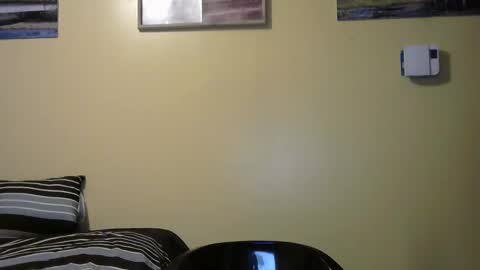 Snapshot of mmr4545 chatting on 7, 5, 2026 mark online show from 7, 5, 2026