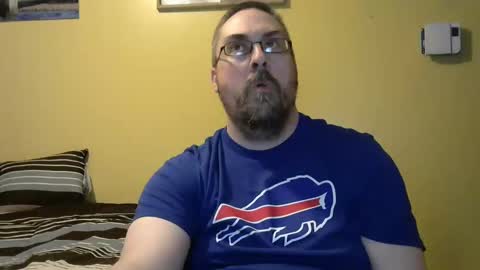 Snapshot of mmr4545 chatting on 8, 5, 2026 mark online show from 8, 5, 2026