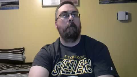 Snapshot of mmr4545 chatting on 19, 5, 2026 mark online show from 19, 5, 2026