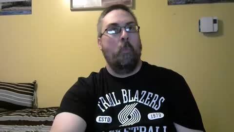 Snapshot of mmr4545 chatting on 20, 5, 2026 mark online show from 20, 5, 2026