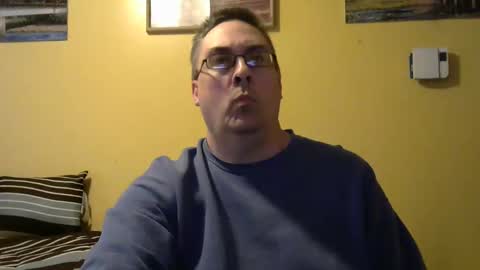 Snapshot of mmr4545 chatting on 7, 6, 2026 mark online show from 7, 6, 2026