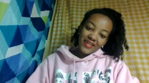 Snapshot of mmyriame chatting on 2, 7, 2026 mmyriame online show from 2, 7, 2026