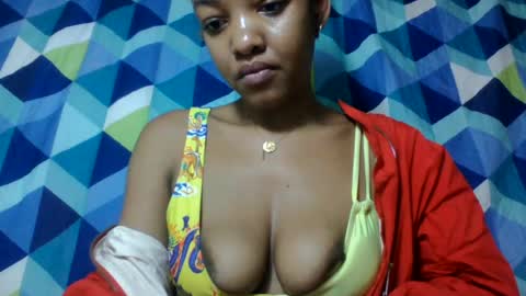 Snapshot of mmyriame chatting on 15, 7, 2026 mmyriame online show from 15, 7, 2026