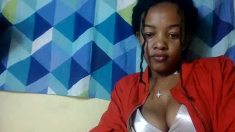 Snapshot of mmyriame chatting on 27, 7, 2026 mmyriame online show from 27, 7, 2026