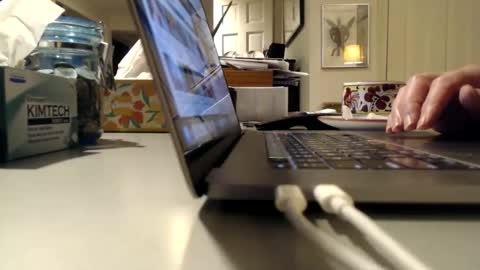 Snapshot of mmythmaker chatting on 10, 4, 2026 mmythmaker online show from 10, 4, 2026