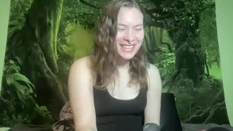 Snapshot of mo0n_goddess chatting on 22, 2, 2026 Misty online show from 22, 2, 2026