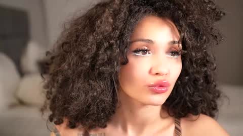 Snapshot of moan_4_you chatting on 31, 1, 2025 Ruxxx online show from 31, 1, 2025