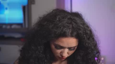 Snapshot of moan_4_you chatting on 10, 9, 2025 Ruxxx online show from 10, 9, 2025