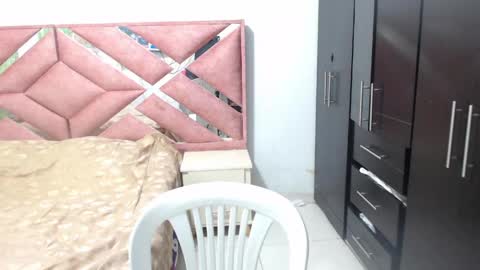 Snapshot of moan_sex1 chatting on 3, 5, 2026 Catalina online show from 3, 5, 2026