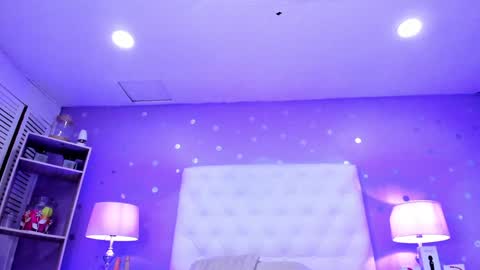 Sophia  online show from 7, 2, 2025