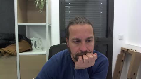 Julien online show from 30, 1, 2025