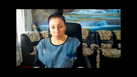 moistmady online show from 9, 3, 2025