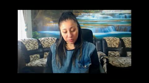 moistmady online show from 17, 10, 2025