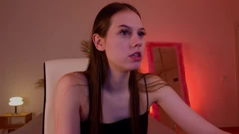 Snapshot of mol1y_kitten chatting on 10, 2, 2025 Molly online show from 10, 2, 2025