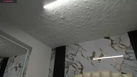 Hey Guys  Im Mollie online show from 2, 3, 2026