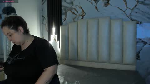 Hey Guys  Im Mollie online show from 5, 3, 2026